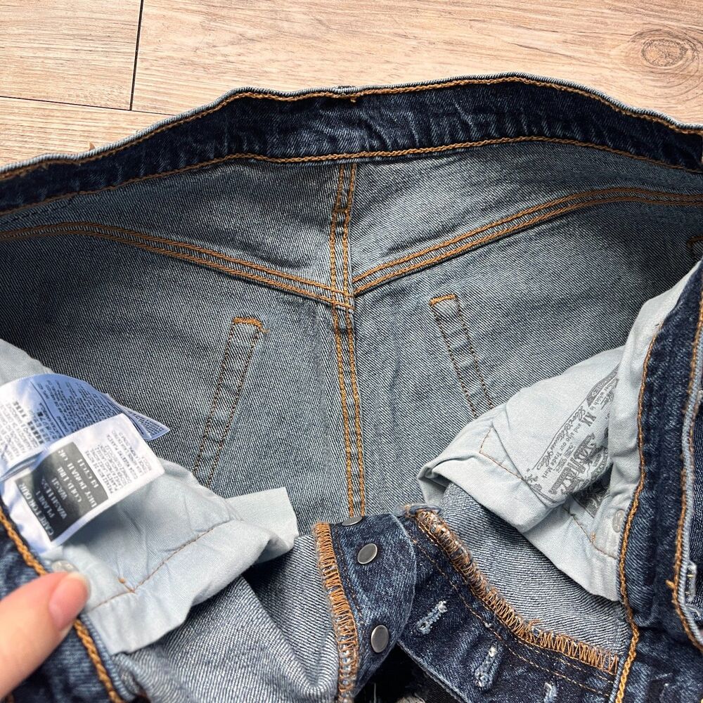 Levi’s 501 Cutoff Denim Shorts 34x2 Distressed Frayed Hem Vintage Style Dark - Picture 4 of 9